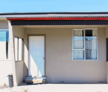 SEMI FURNISHED 2 BEDROOM UNIT - Photo 2