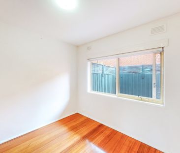 3/1A Gilbertson Street, Essendon - Photo 3