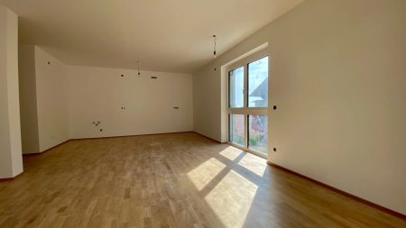 Neubau Erstbezug Ruhige Drei Zimmer Wohnung mit großer Terrasse - Foto 2