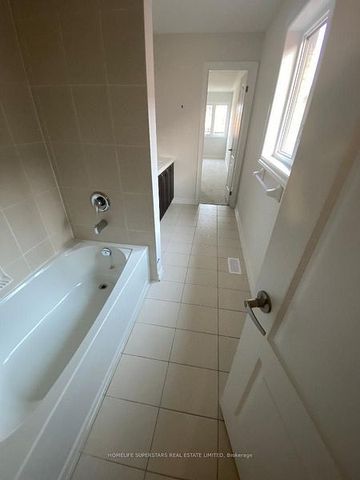 For Lease - 212 Palace Street, Thorold, Ontario - Photo 2