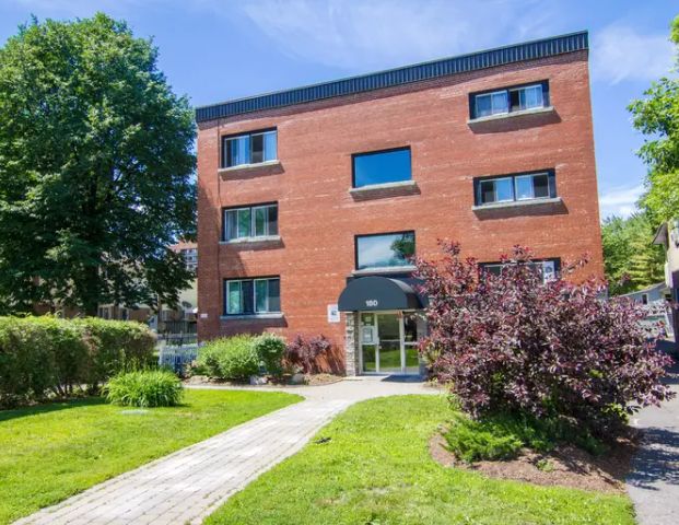 180 Beausoleil:Updated One Bedroom Unit (Lowertown, Ottawa) | 180 Beausoleil Drive, Ottawa - Photo 1