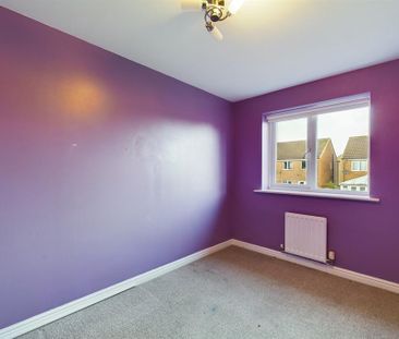 3 bedroom end of terrace house to rent - Photo 6