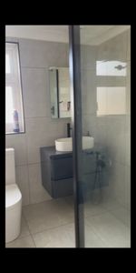 Room in a Shared House, Loxford Lane, IG1 - Photo 3