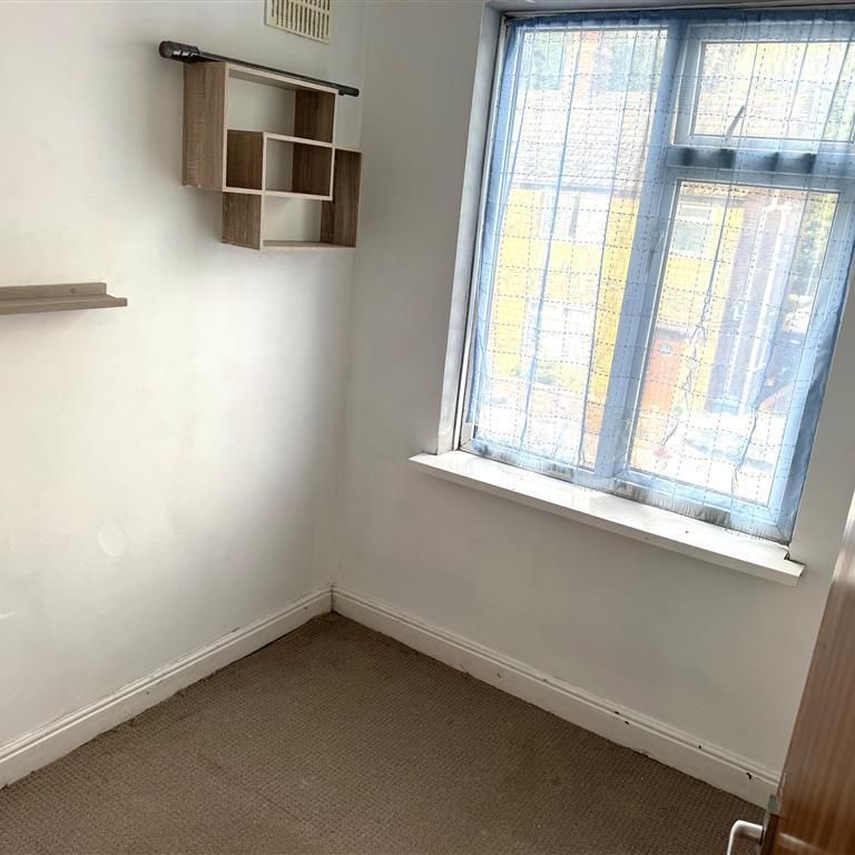 Albany Road - Photo 1