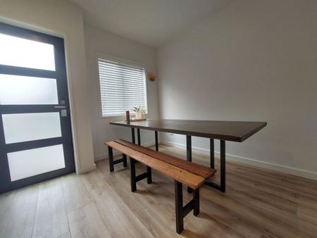 Tamora Lane Living - Photo 4