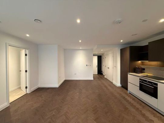 1 Bed Flat, Eden Place London, E16 - Photo 1