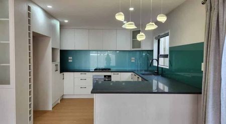 Your Next Home Awaits Ã¢ÂÂ Spacious and Comfortable Living! - Photo 4