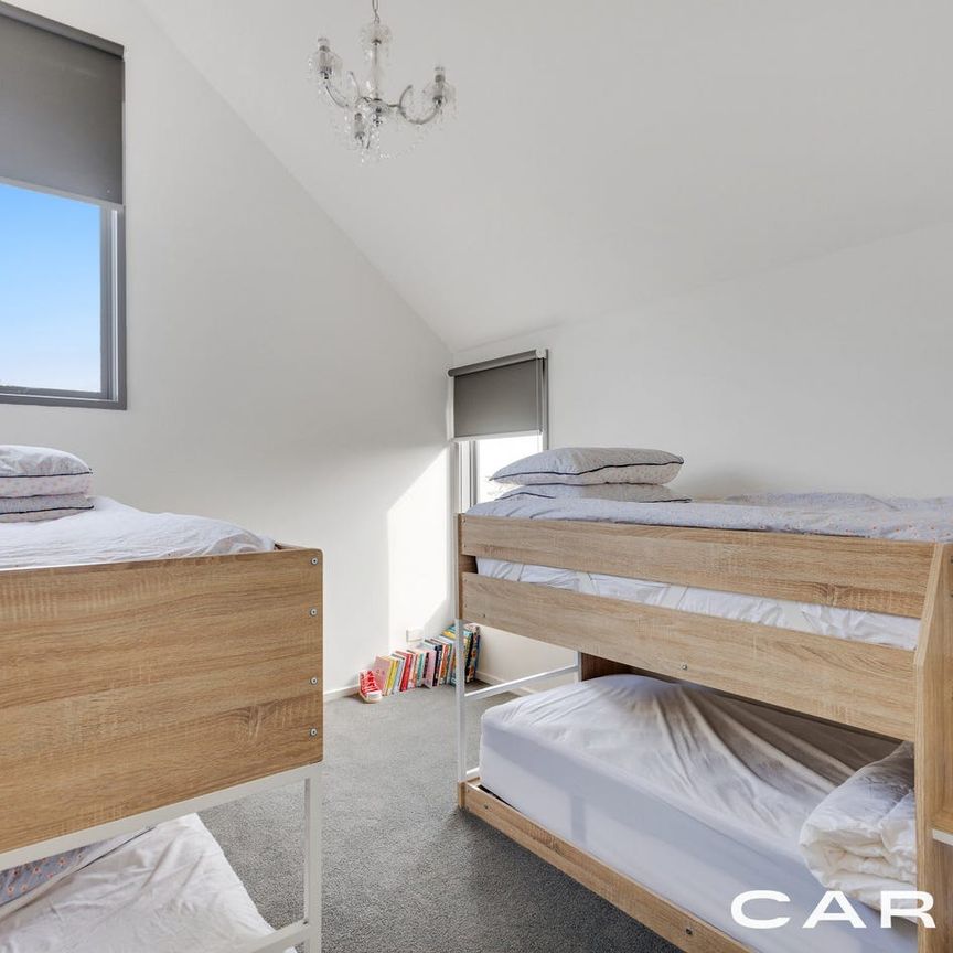 Light-filled Peninsula Lifestyle - Photo 1