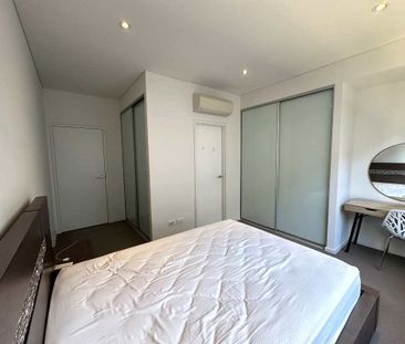127/6B Defries Avenue Zetland - Photo 1