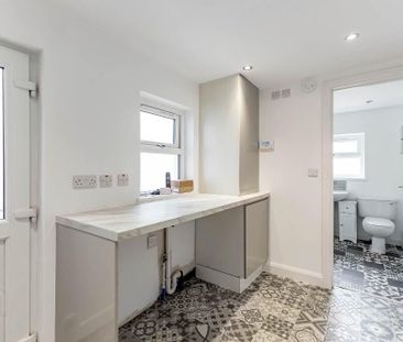 34 Hillsborough Old Road, Lisburn, BT27 5EW - Photo 5
