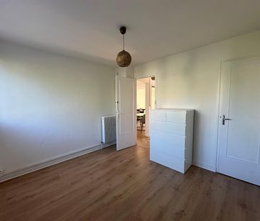 Location Appartement 3 pièces 63m² CHAMALIERES 63400 - Photo 3