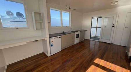 b/61 Te Aute Road, Havelock North, Hastings - Photo 2