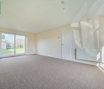 3 bedroom semi-detached house to rent - Photo 3
