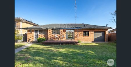 3-BEDROOM HOME AROUND THE CORNER FROM STOCKLAND - Photo 4