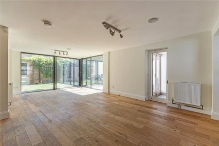 4 bedroom detached house to rent - Photo 5