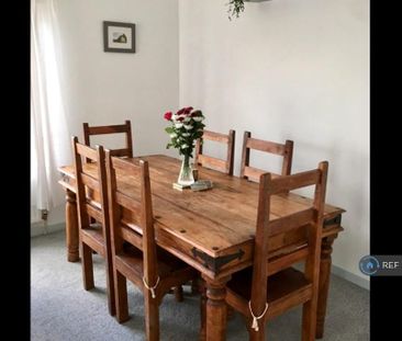 1 bedroom flat to rent - Photo 6