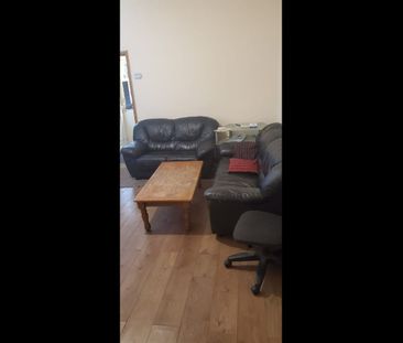 Room in a Shared House, Greenhill Road, M8 - Photo 1