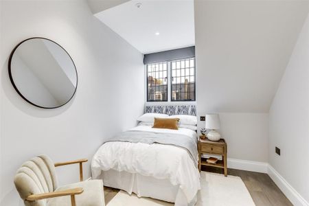 4 bedroom flat to rent - Photo 4