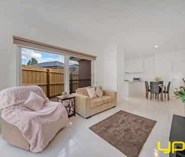 12 Caliche Place, CRANBOURNE EAST - Photo 3