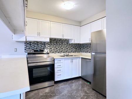 For Lease - 696 St Clair Avenue Unit# 304, Toronto, Ontario - Photo 5