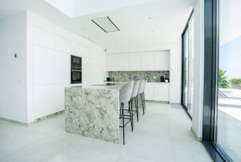 5 bedroom luxury Villa for rent in Benahavís, Andalusia