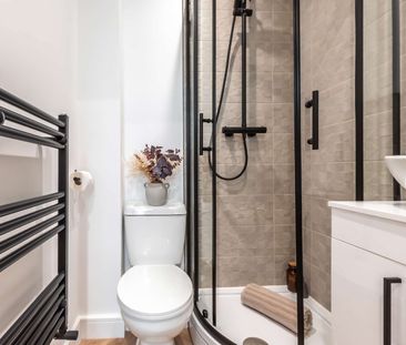 King Alfred Street Room 2 - Photo 5