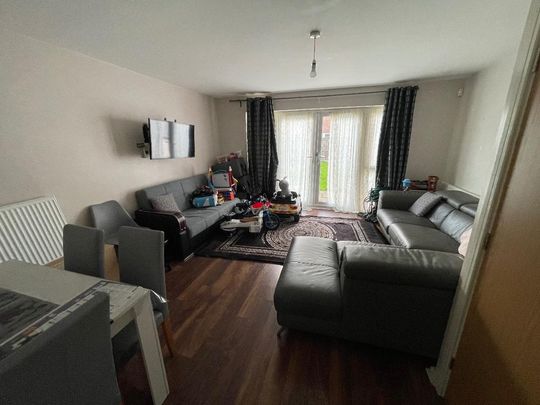 3 bedroom semi-detached house to rent - Photo 1