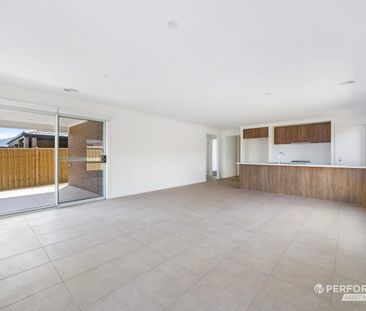 All New Contemporary Lifestyle Bliss Close to Park - Photo 6