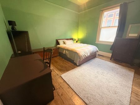 Hawthorn East - Photo 2