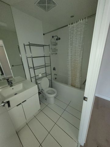 For Lease - 21 Iceboat Terrace Unit# 4612, Toronto, Ontario - Photo 2