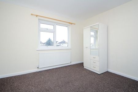 5 bedroom semi-detached house to rent - Photo 5