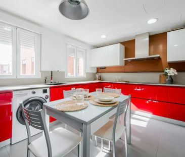 Paseo de la Castellana, Madrid, Community of Madrid 28046 - Photo 4