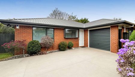 SPREYDON - 2 BEDROOMS, 1 BATHROOM, HEATPUMP, SINGLE GARAGE - Photo 5