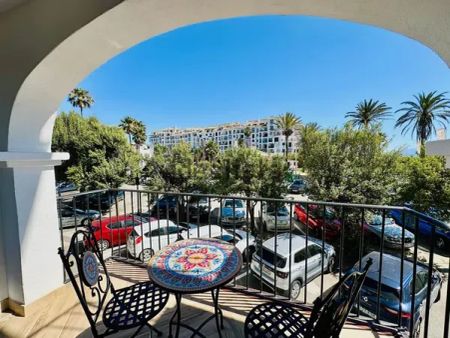 Alquiler de piso en Calle de Levante, 1 - Photo 2