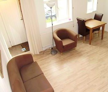 1 bedroom semi-detached house to rent - Photo 5