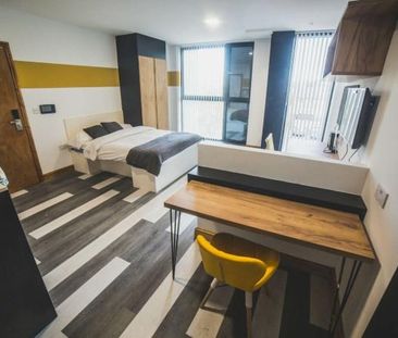 Studio to rent - Photo 1