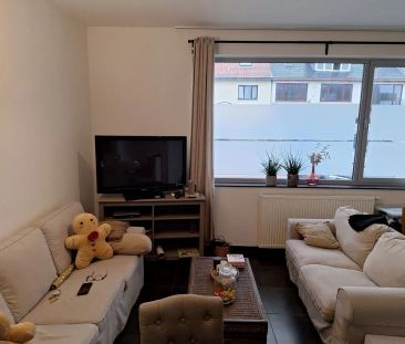 Knus gelijkvloers appartement met leuk zonneterras en tuintje - Photo 1