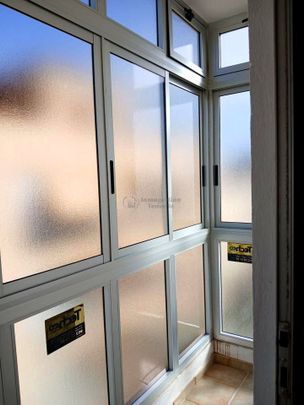 **To rent in Las Galletas, 2 bedroom apartment - Photo 1