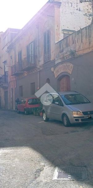 Monolocale in affitto - Photo 1