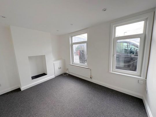 2 bedroom semi-detached house to rent - Photo 1
