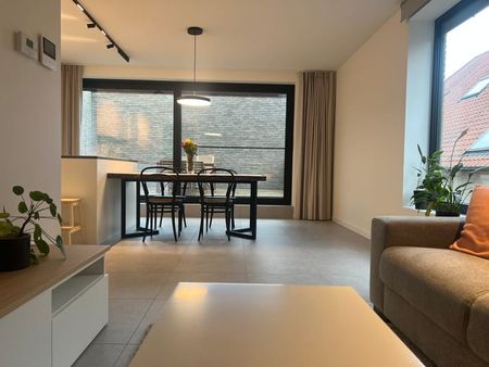 Appartement te huur - Photo 2