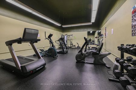 For Lease - 5 Lisa Street Unit# 1002, Brampton, Ontario - Photo 4