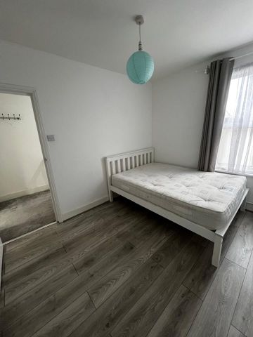 2 Bed Flat, Asplins Road, N17 - Photo 3