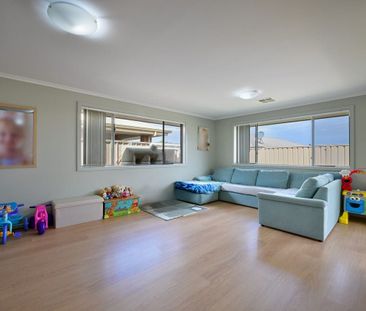 To register & apply for this property, please use this link: https:... - Photo 1