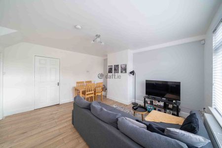 House to rent in Dublin, Carrow Rd - Photo 3