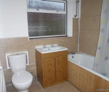 2 bedroom property to rent in Chichester - Photo 3