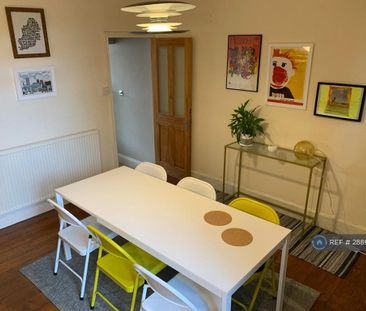 2 bedroom terraced house to rent - Photo 4