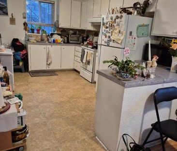 Longueuil, 5 1/2, dans un 5 plex , Libre 1er juin - Photo 4