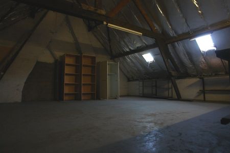 COMFORTABELE RIJWONING NABIJ CENTRUM ROESELARE - Photo 3