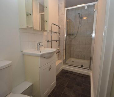 2 bedroom maisonette to rent - Photo 3